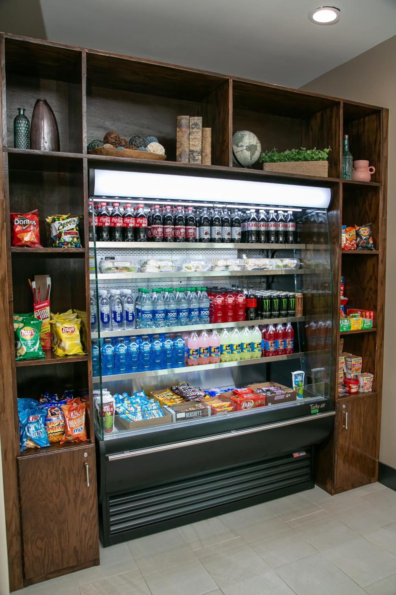 梅泰里新奥尔良机场假日酒店 外观 照片